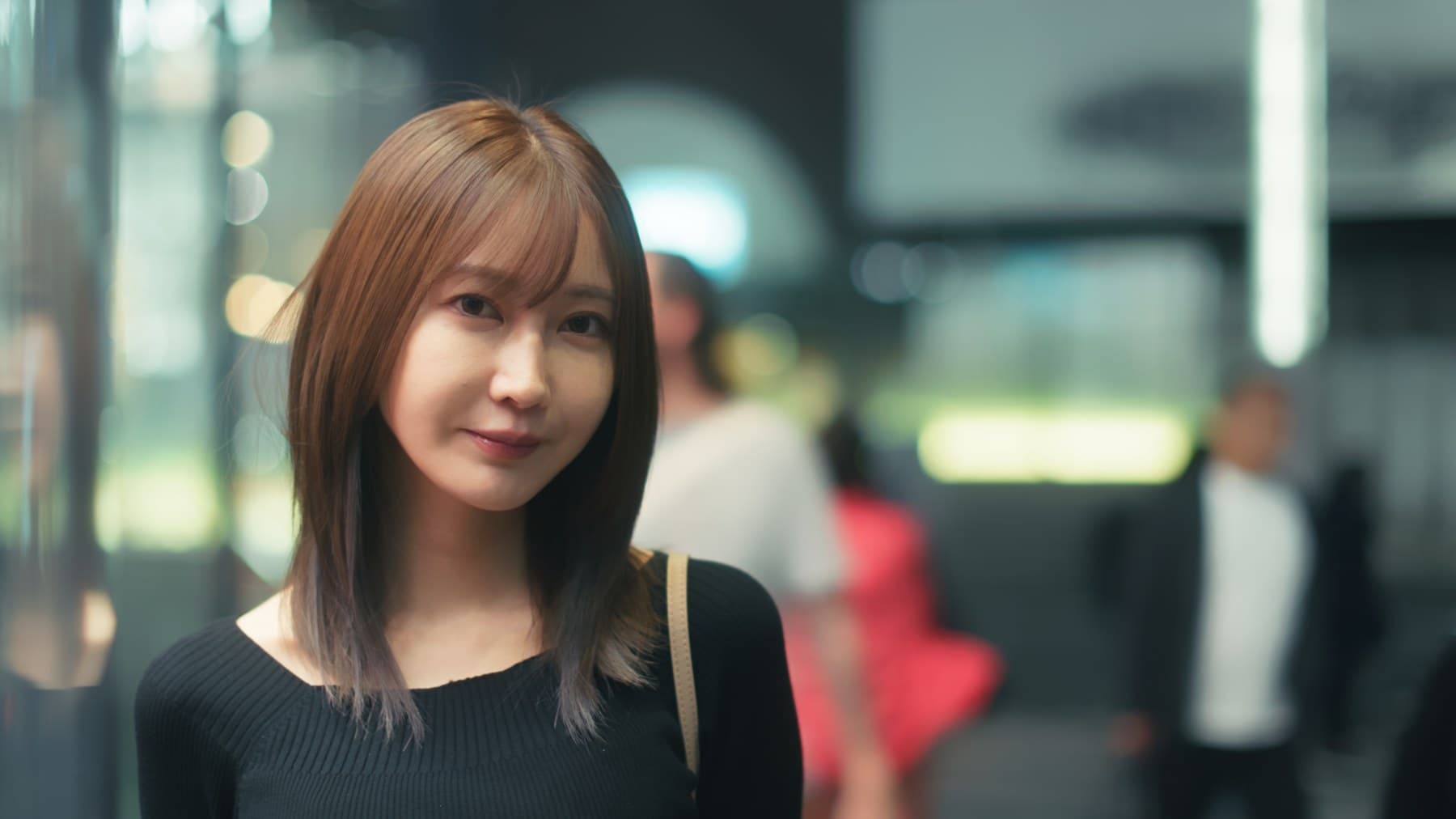 Portrait — Tokyo night 02